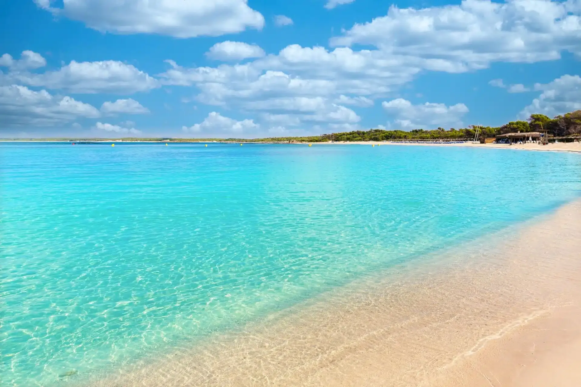 Es Trenc è una delle spiagge più belle e famose di Maiorca