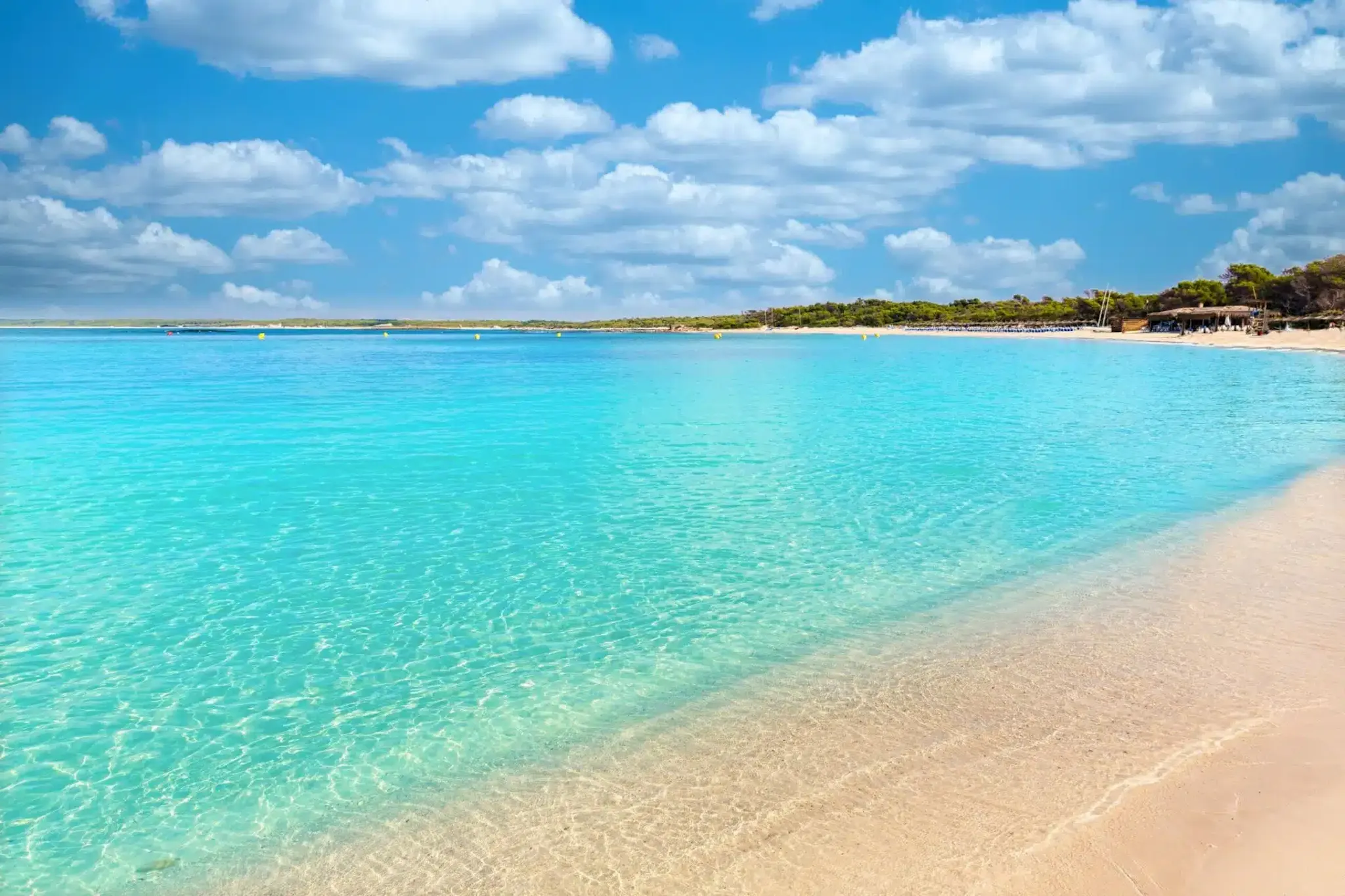 Es Trenc è una delle spiagge più belle e famose di Maiorca