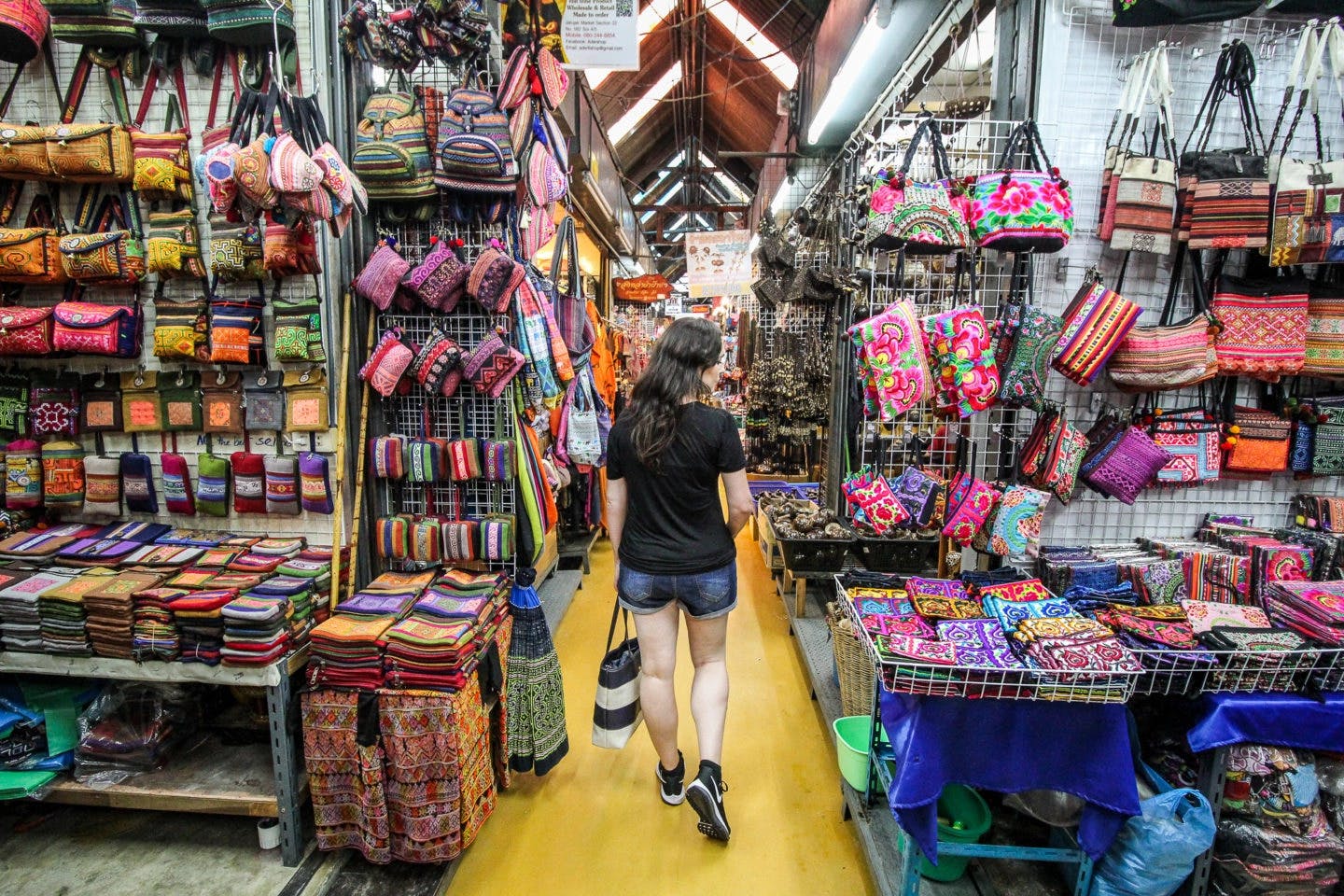 Il Catuchak Market di Bangkok è uno dei più grandi mercati aperti della Thailandia