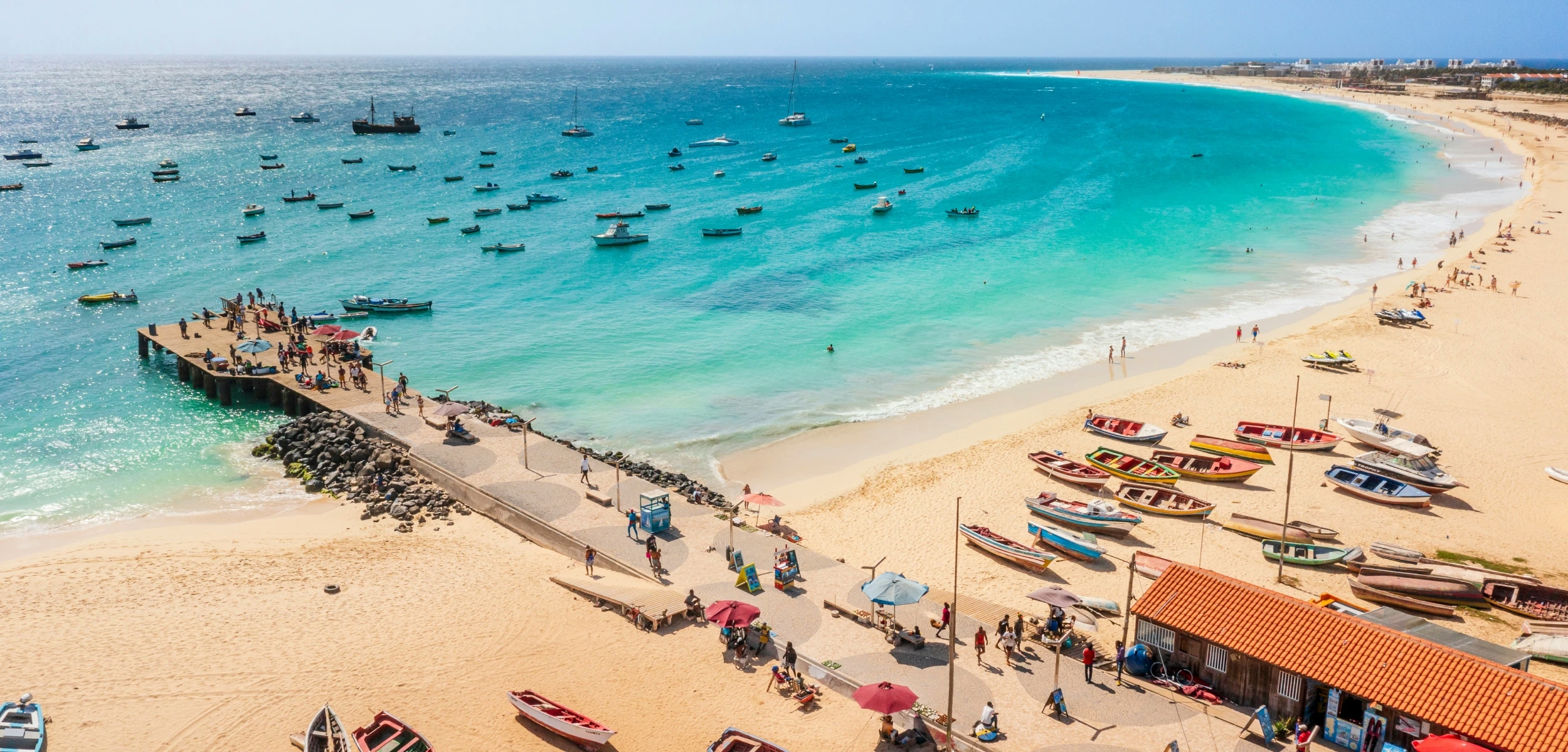 Spiaggia a Capo Verde con mare cristallino