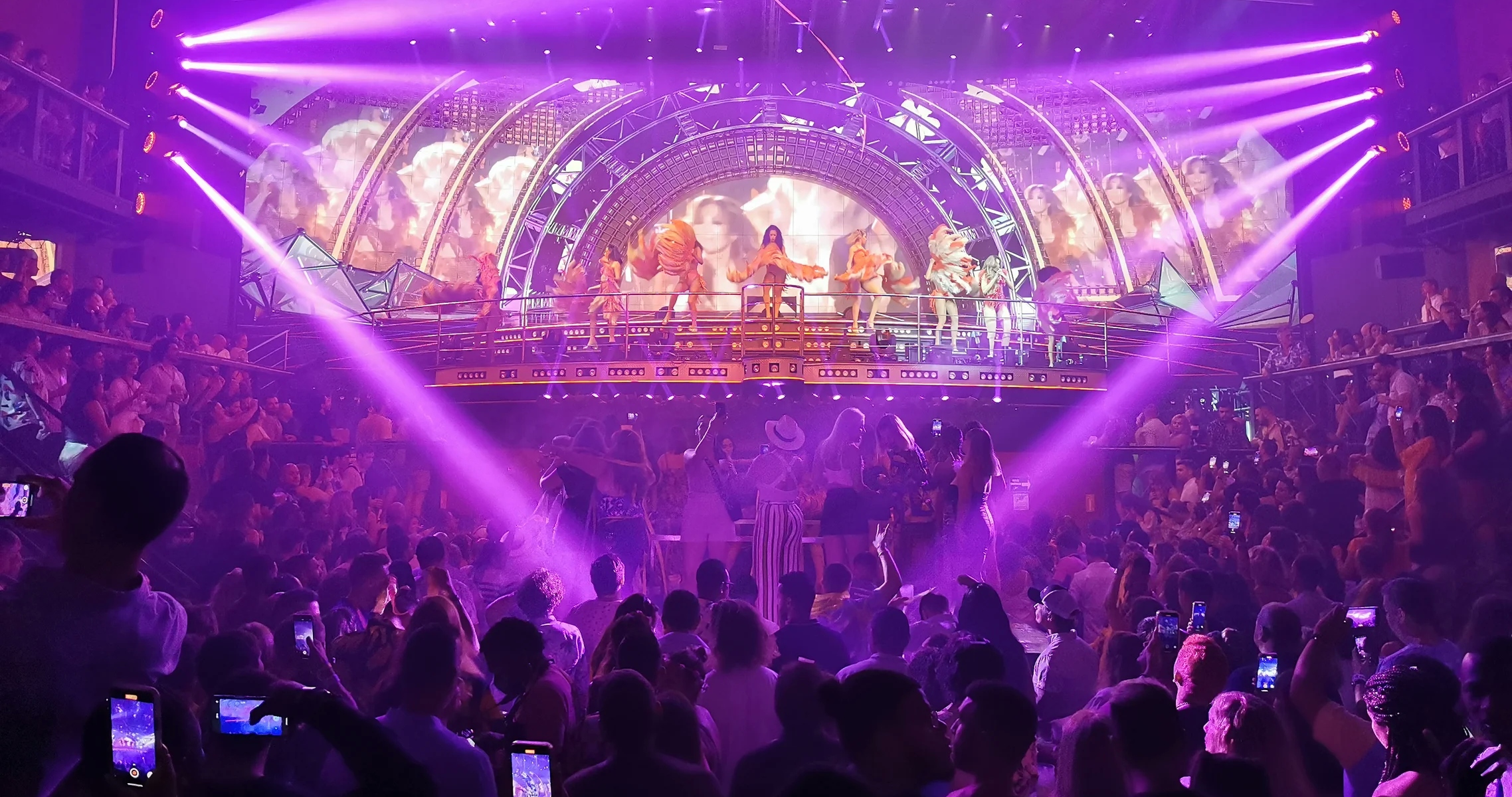 La vita notturna durante un viaggio in Repubblica Dominicana