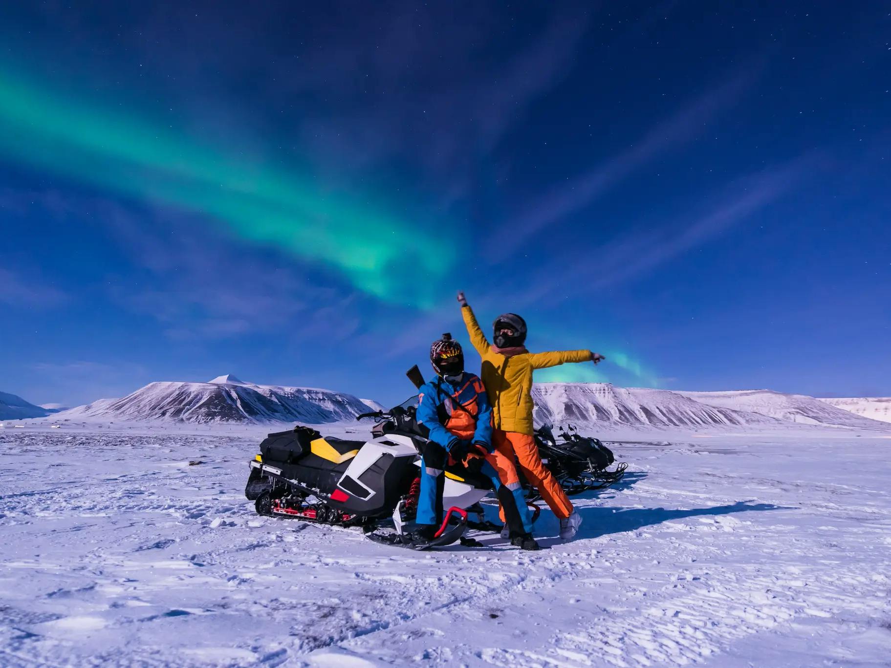 Tromso-Escursione notturna in motoslitta