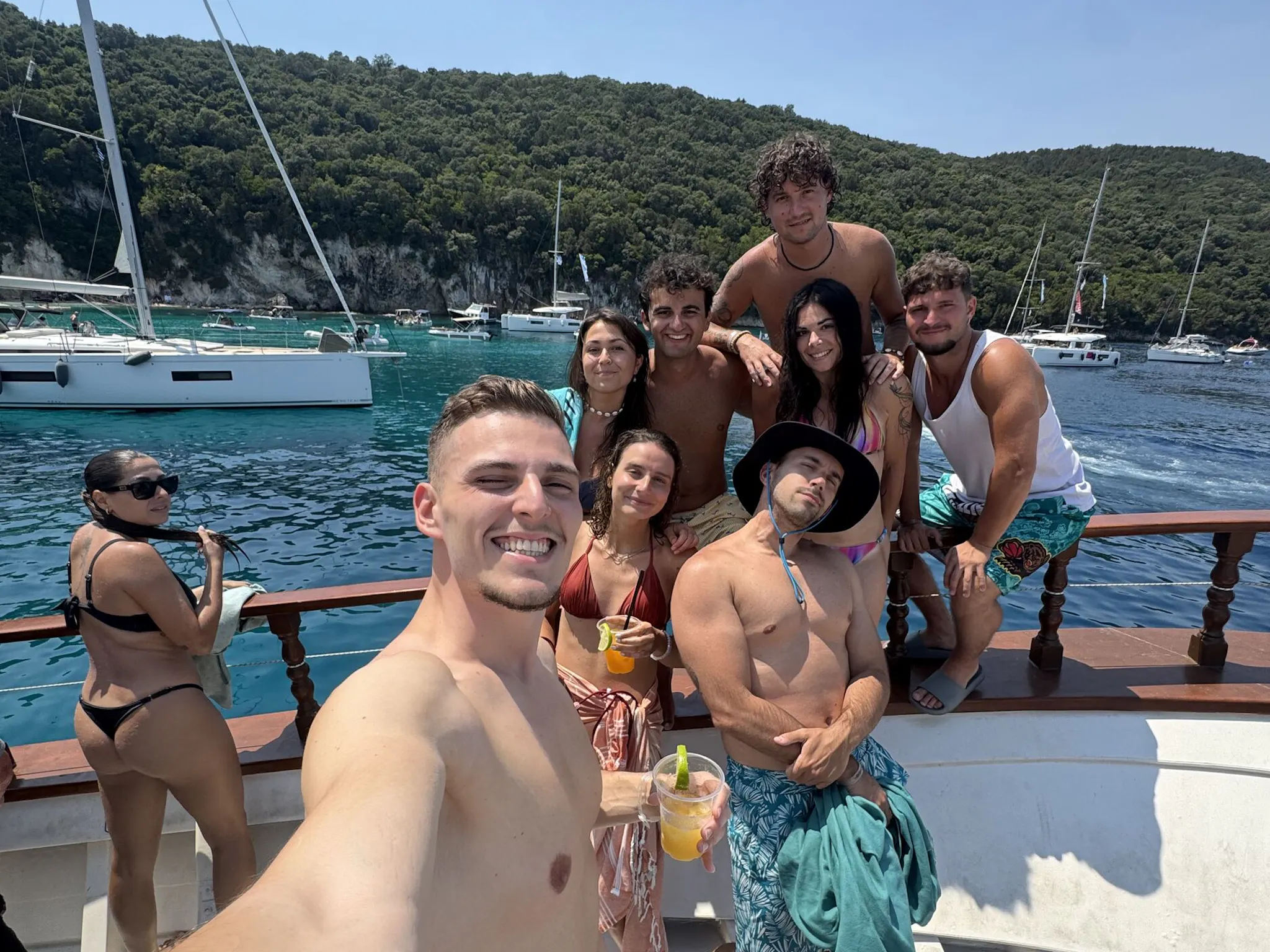 Party boat a Corfù