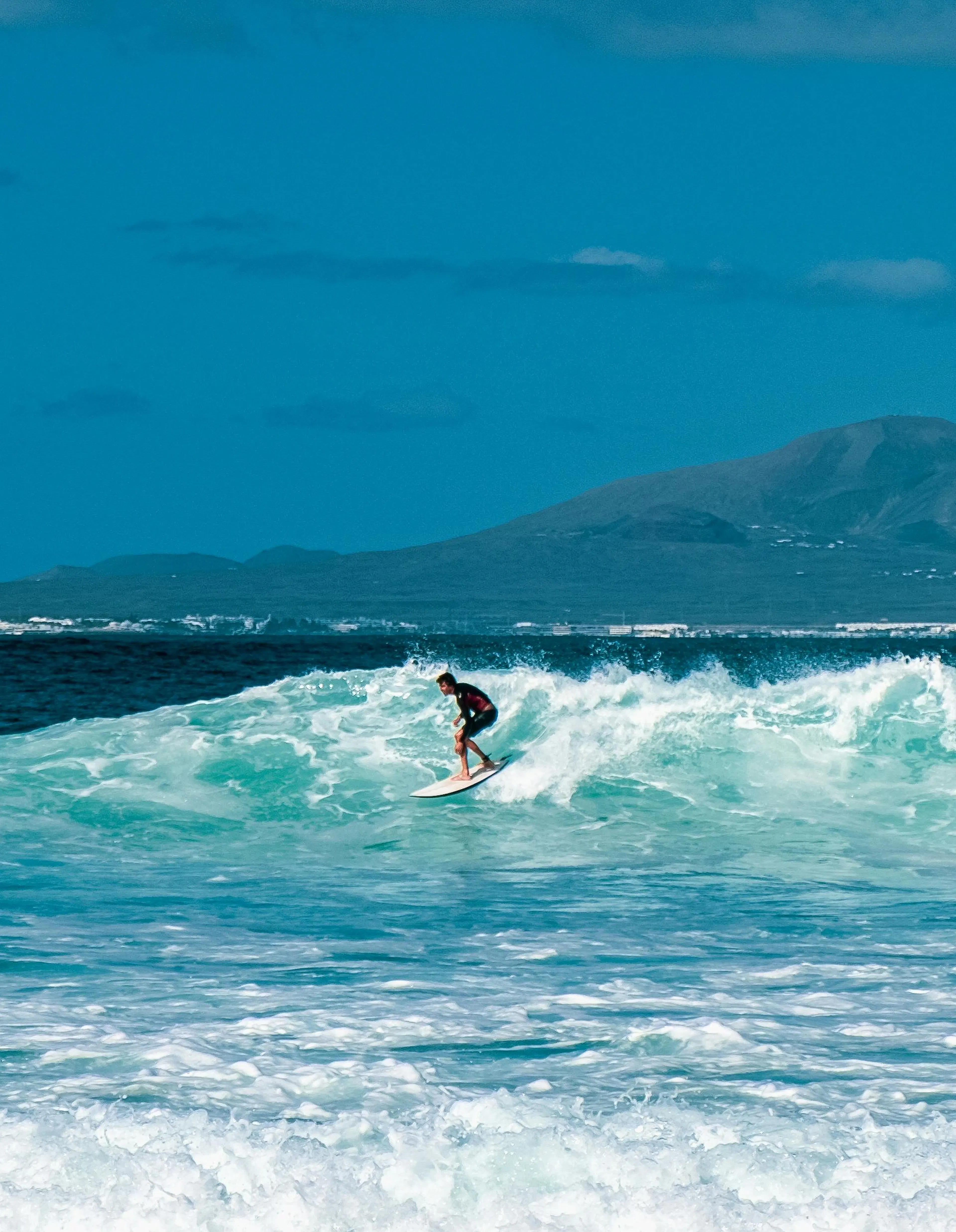 Fuerteventura è una meta perfetta per fare surf
