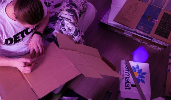 Crea tu propia decoración con las cajas de cartón que tienes por casa 