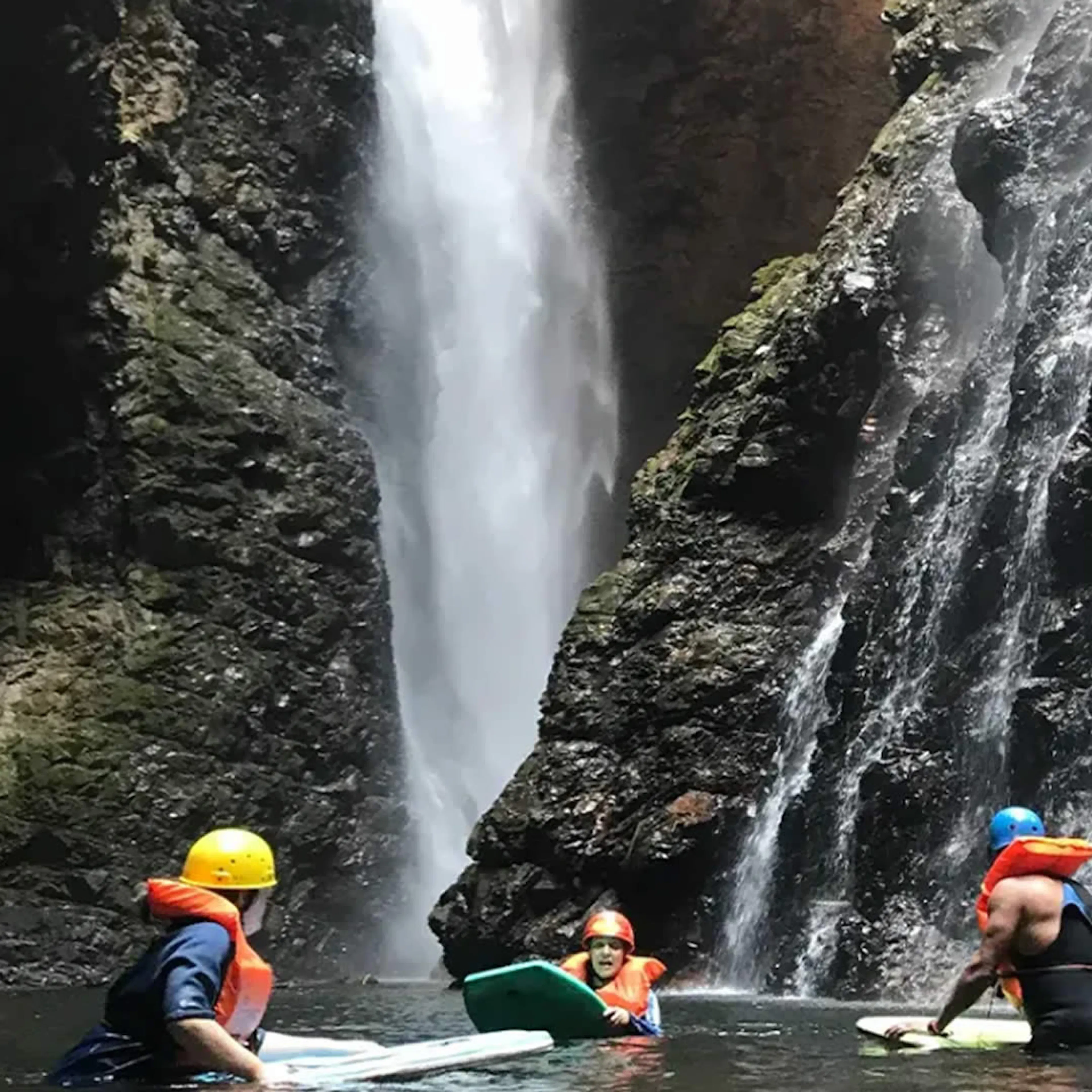 Cachoeira na Chapada dos Veadeiros na época de seca