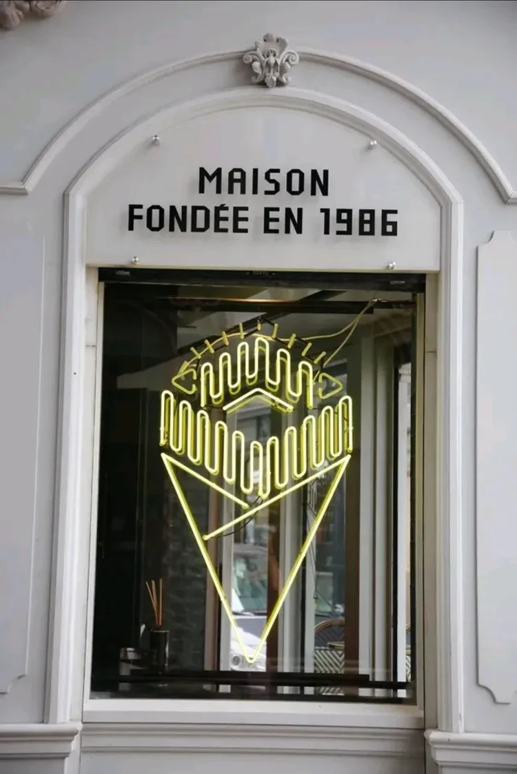 Enseigne Maison Meunier fondée en 1986