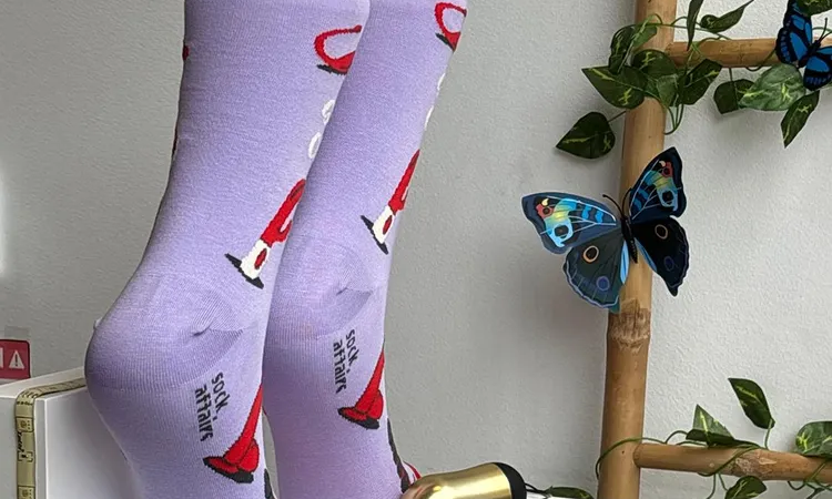 Chaussettes fantaisies violettes