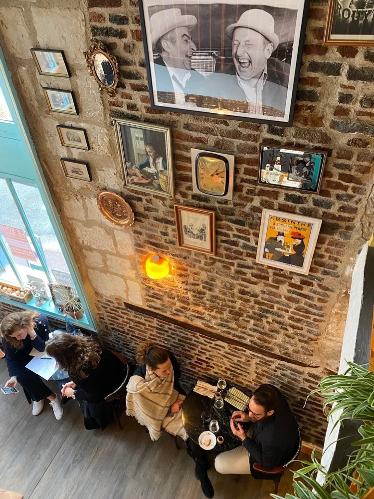 Salle de restaurant authentique
