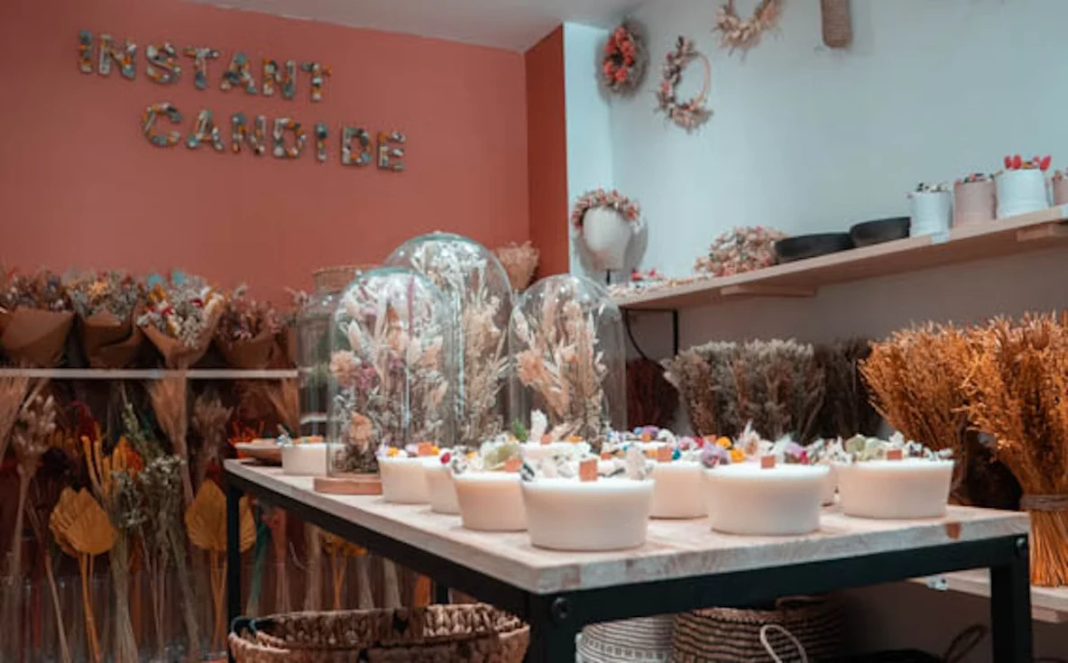 Intérieur d'une boutique de compositions florales