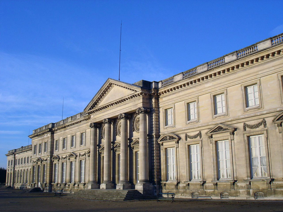 facade d'un chateau