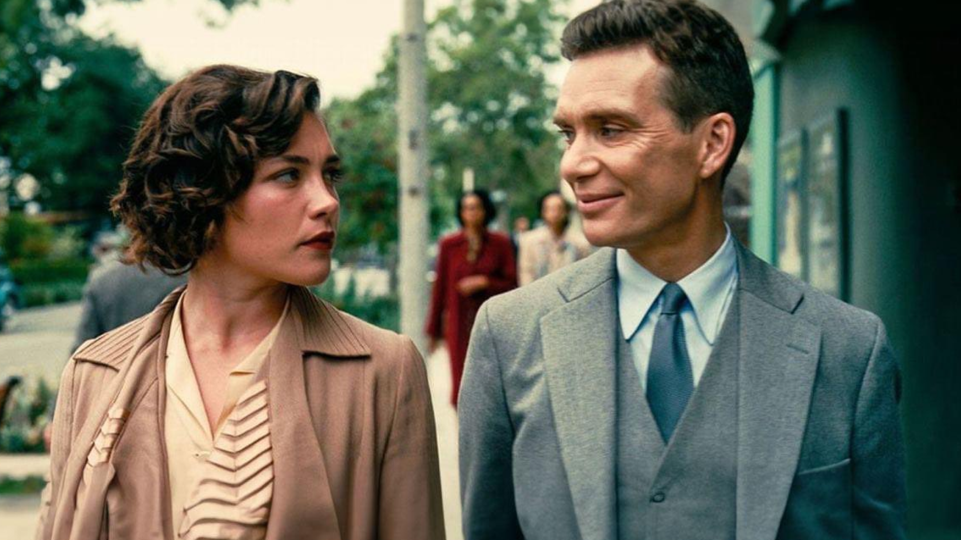 Nolan pediu desculpas a Florence Pugh pelo tamanho do papel da atriz em Oppenheimer 