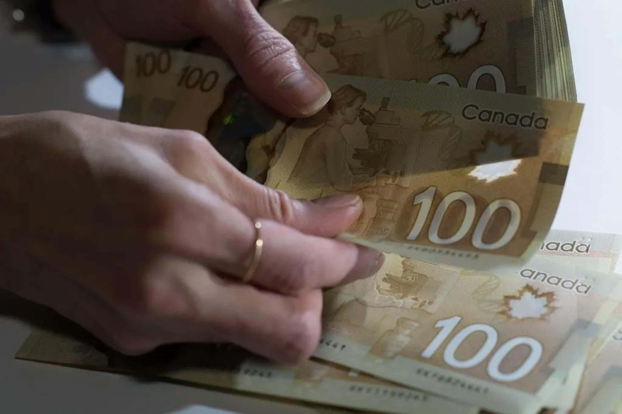 Dólar Canadiense