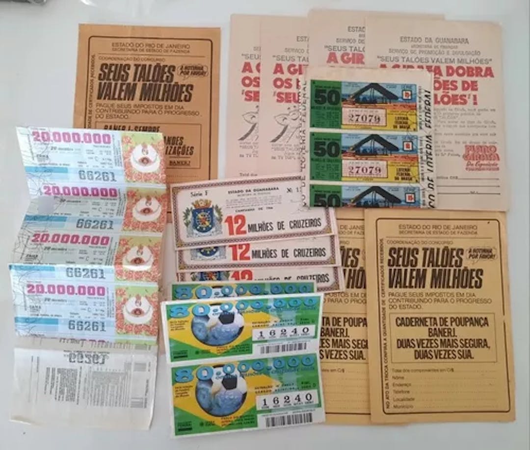 Bilhetes antigos de loteria