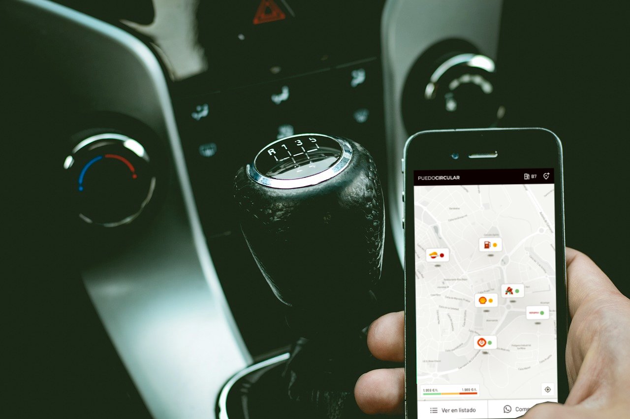 En astaraplay.com puedes buscar las gasolineras más baratas