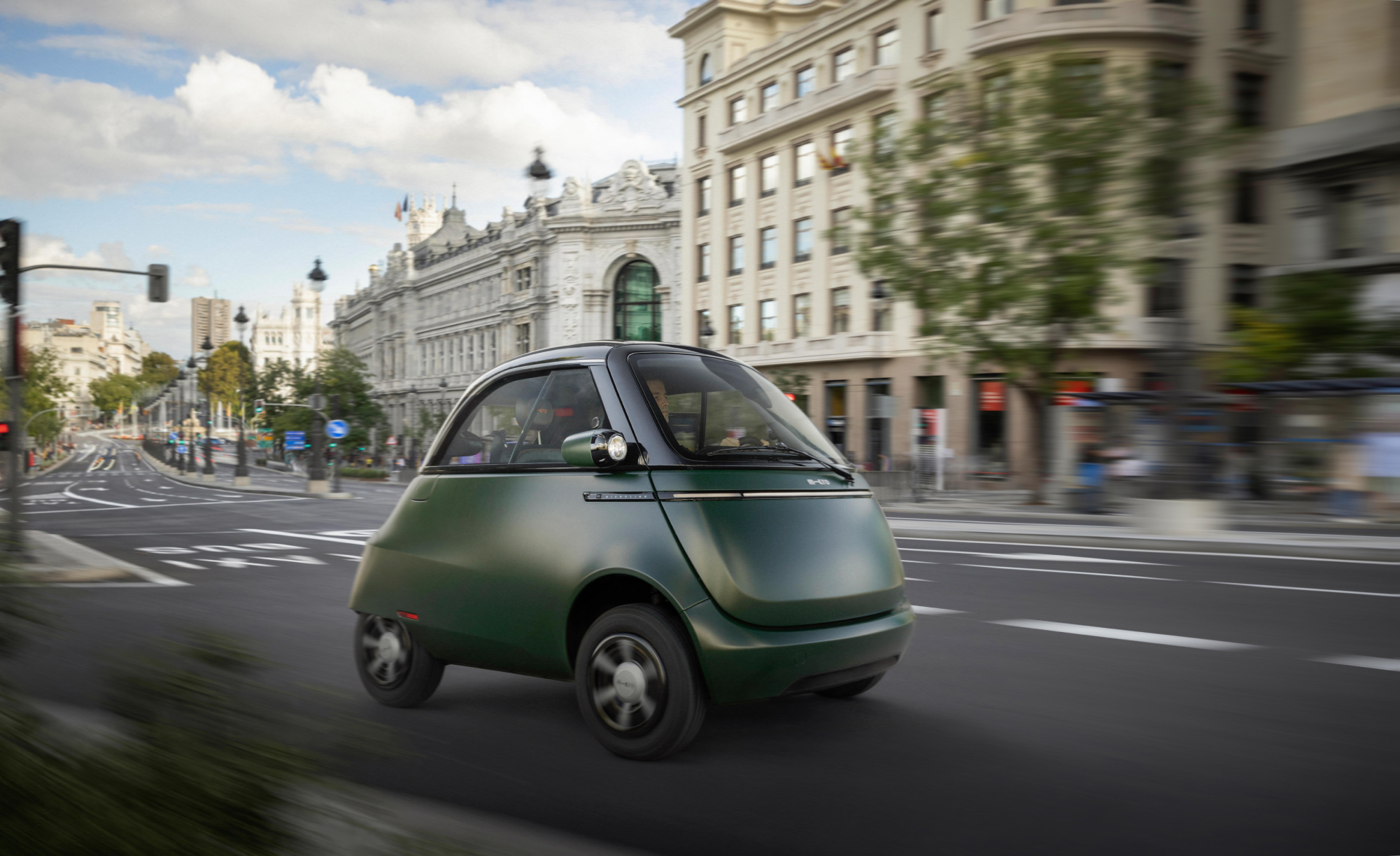 Microlino en el catalogo de suscripicón de astara Move