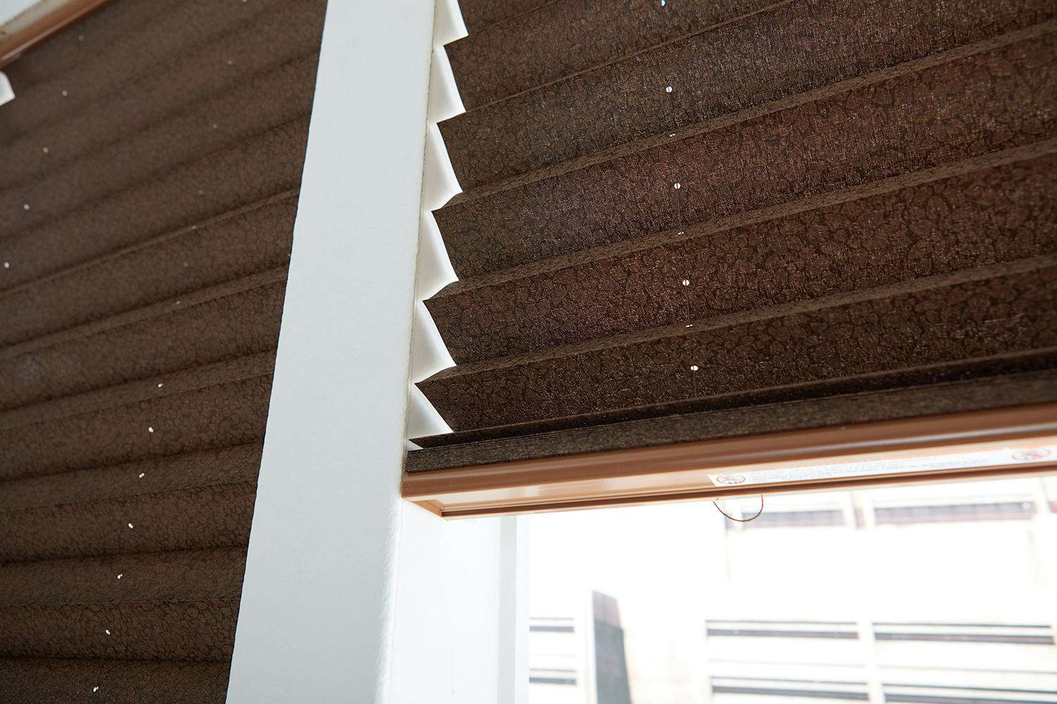 Top 3 Window Blinds And Shades For Houseboats And Rvs The Blinds Com Blog