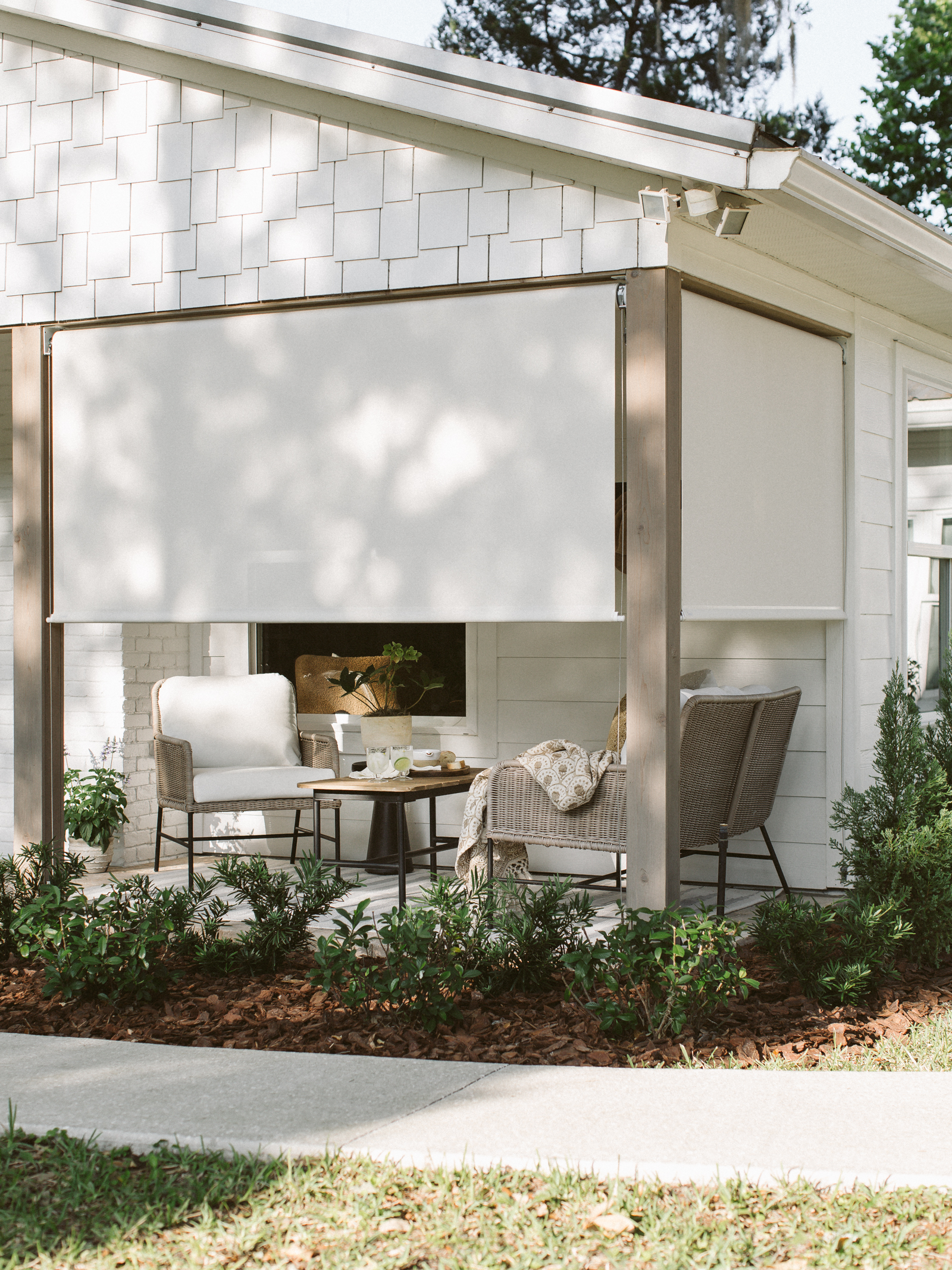 outdoor decor. front porch with white outdoor furniture