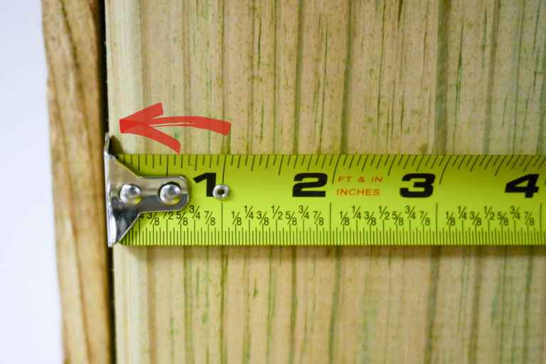 Tape measure shop end piece