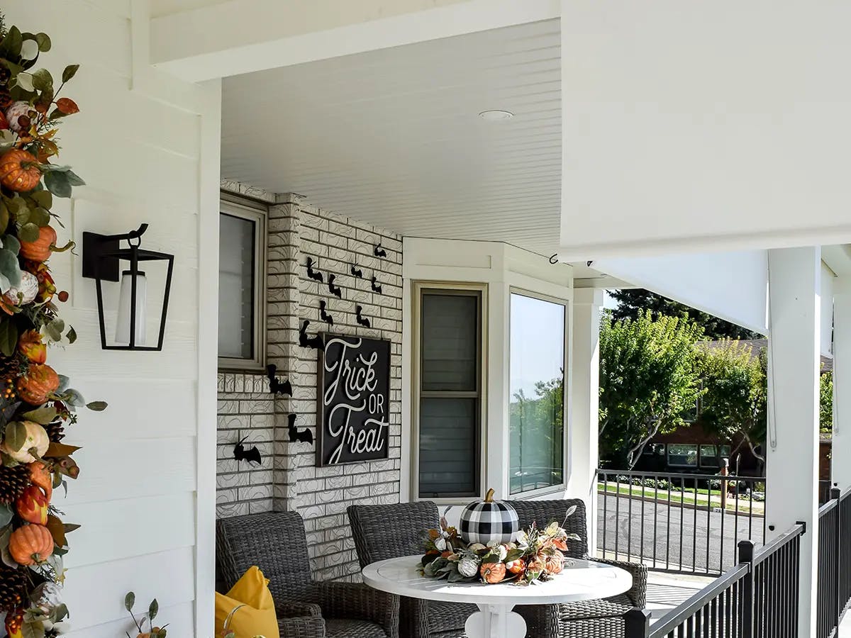 Halloween Window Decoration Ideas for 2025 | Spooky Home Trends