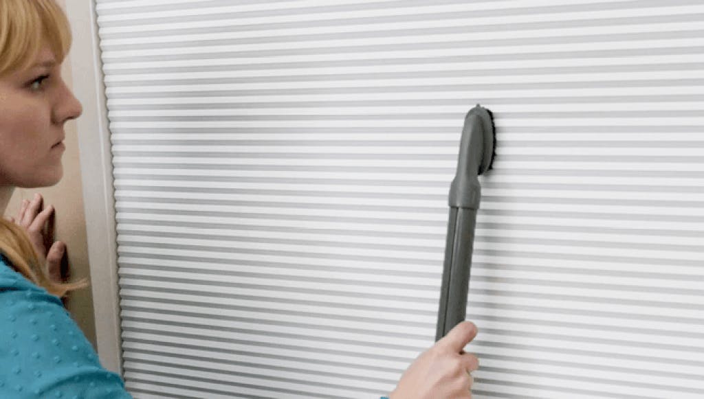 DIY Blind Cleaning Tool (Quick and Easy Way to Clean Blinds