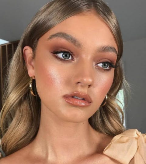 Mobile Hair and Makeup Manchester | Hair and Makeup Artist Mobile Hair and Makeup Manchester | Hair and Makeup Artist