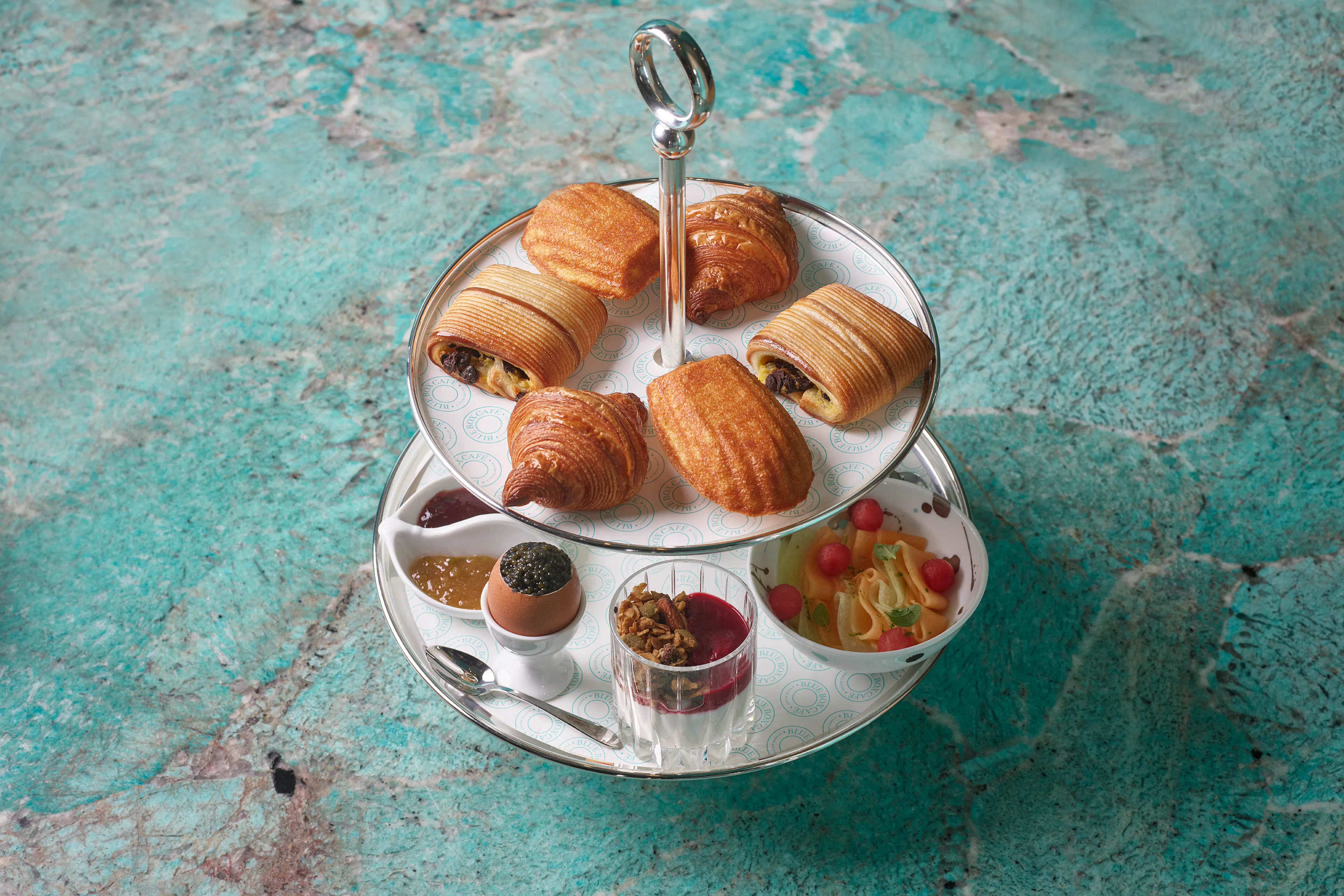 Breakfast at Tiffany’s with pastries and seasonal dishes at the Blue Box Café
