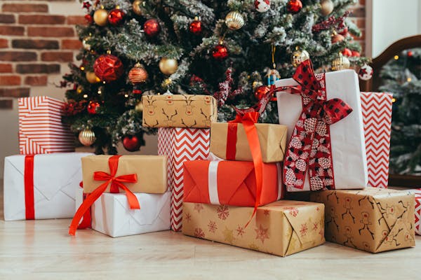 Christmas and holiday gift recycling