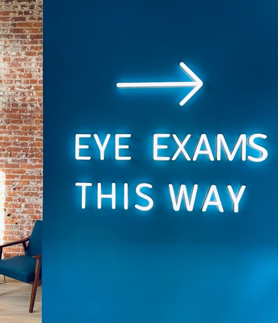eye exam signs