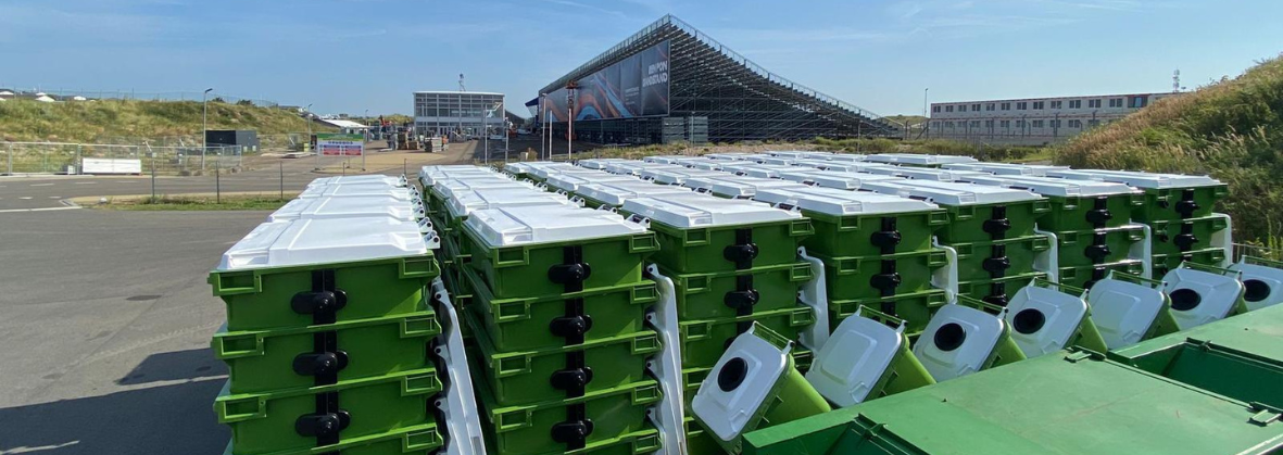 Rolcontainers op circuit in Zandvoort