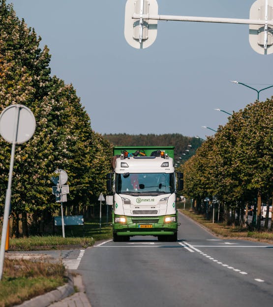 Vrachtwagen op de weg