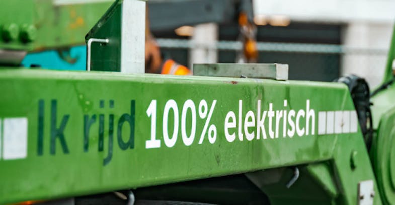 een close up van een elektrische portaalwagen