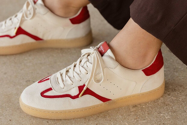 Category - Sneakers