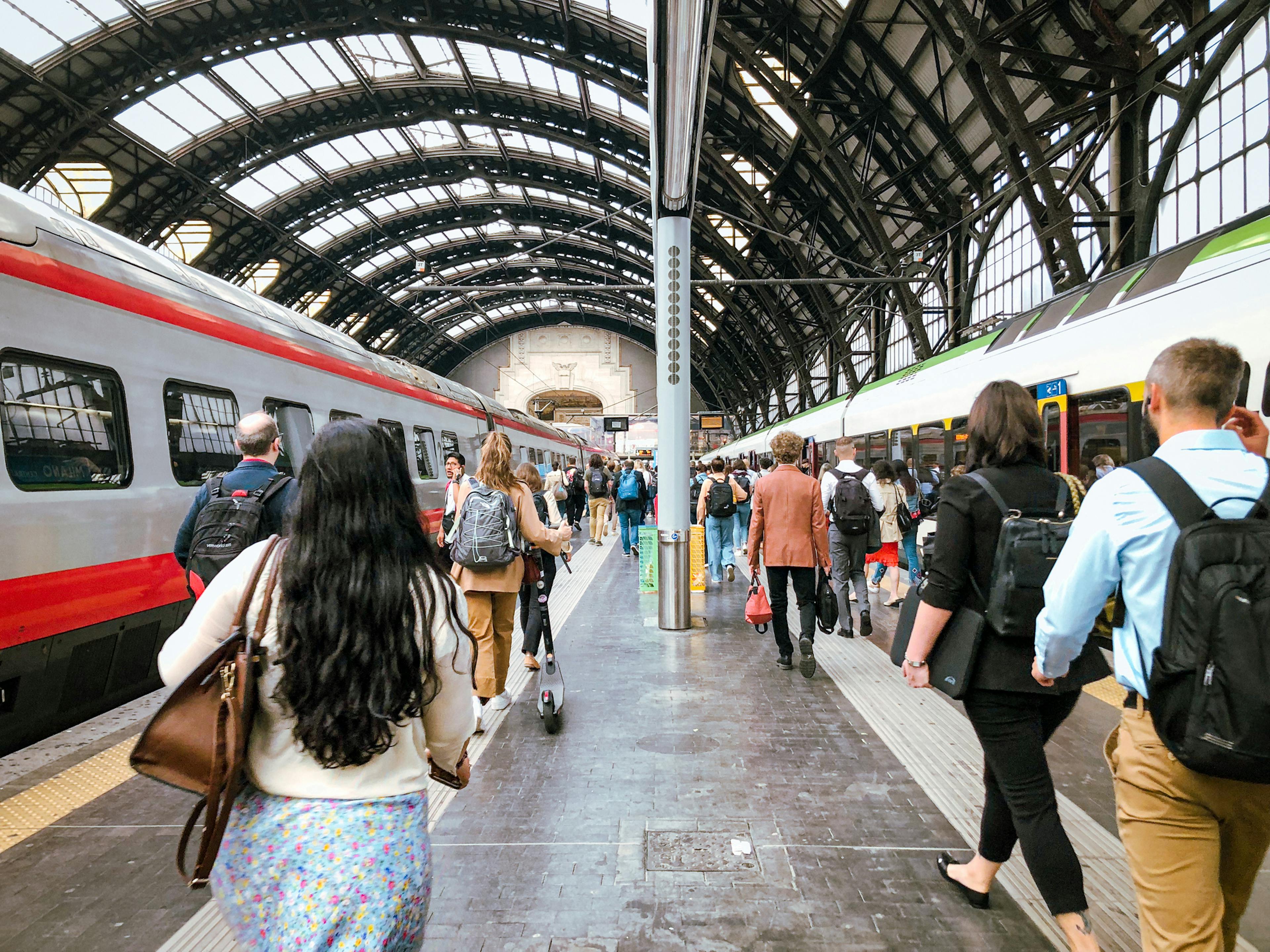 stazione affollata rientro back to work