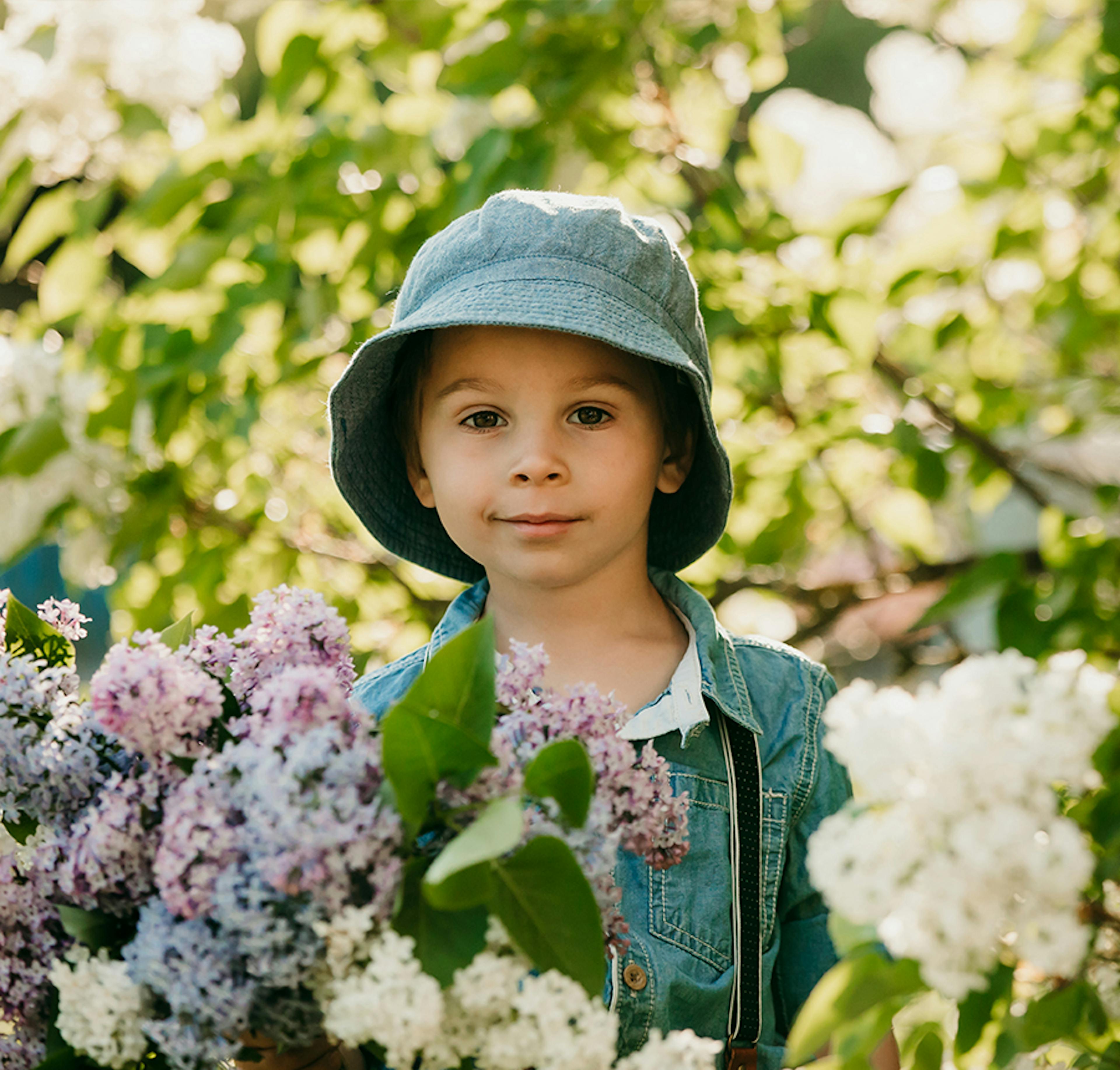 Imagen de niño con sombrero