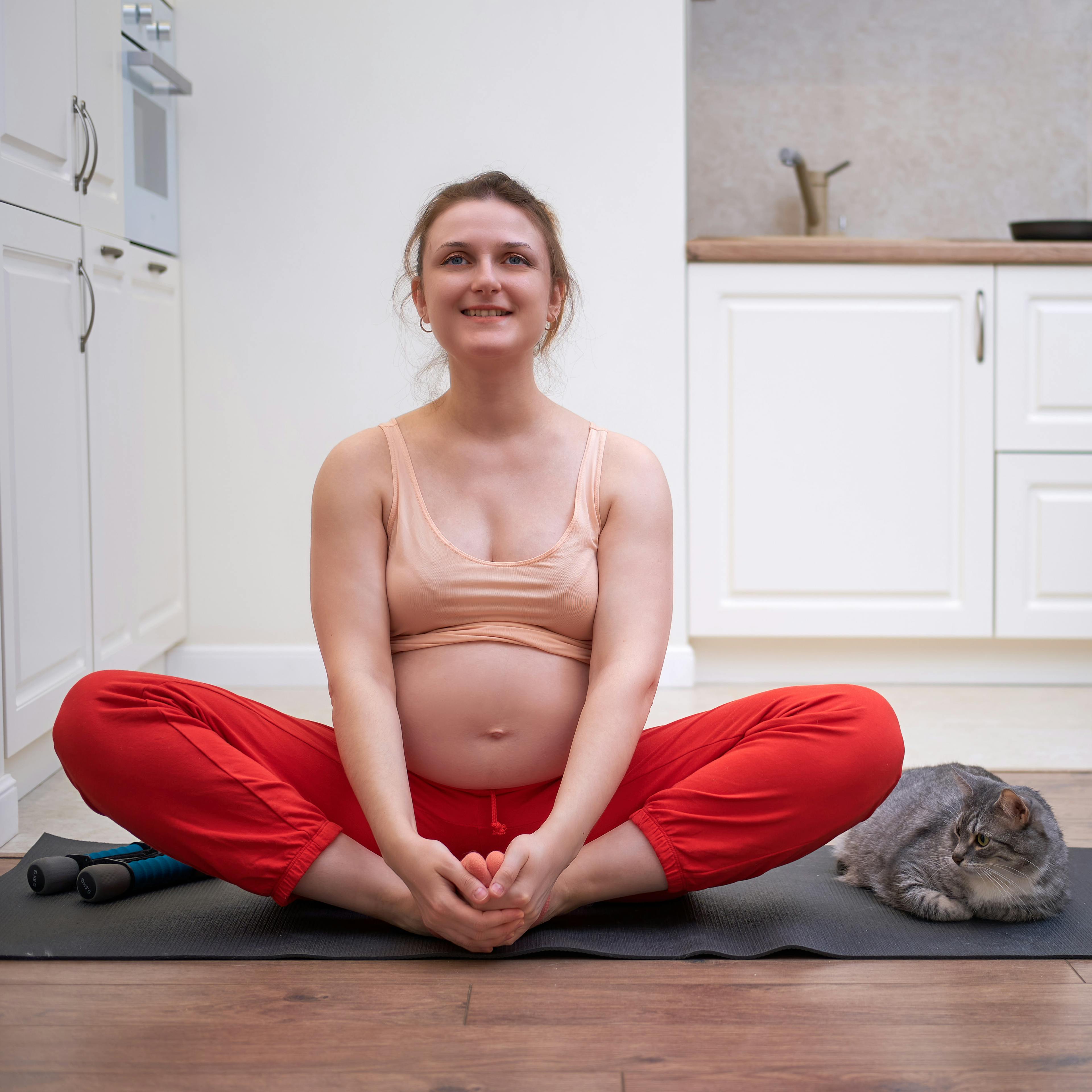Yoga en zwangerschap - vlinder positie