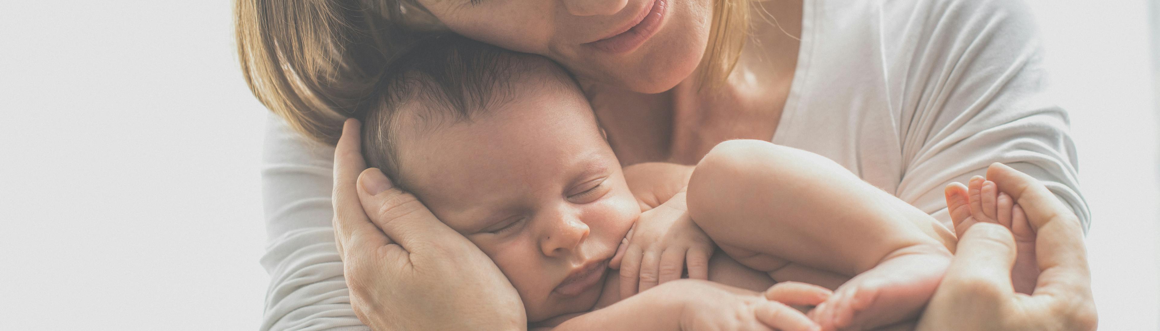 Los cambios fisiológicos más importantes del puerperio madre bebe recien nacido