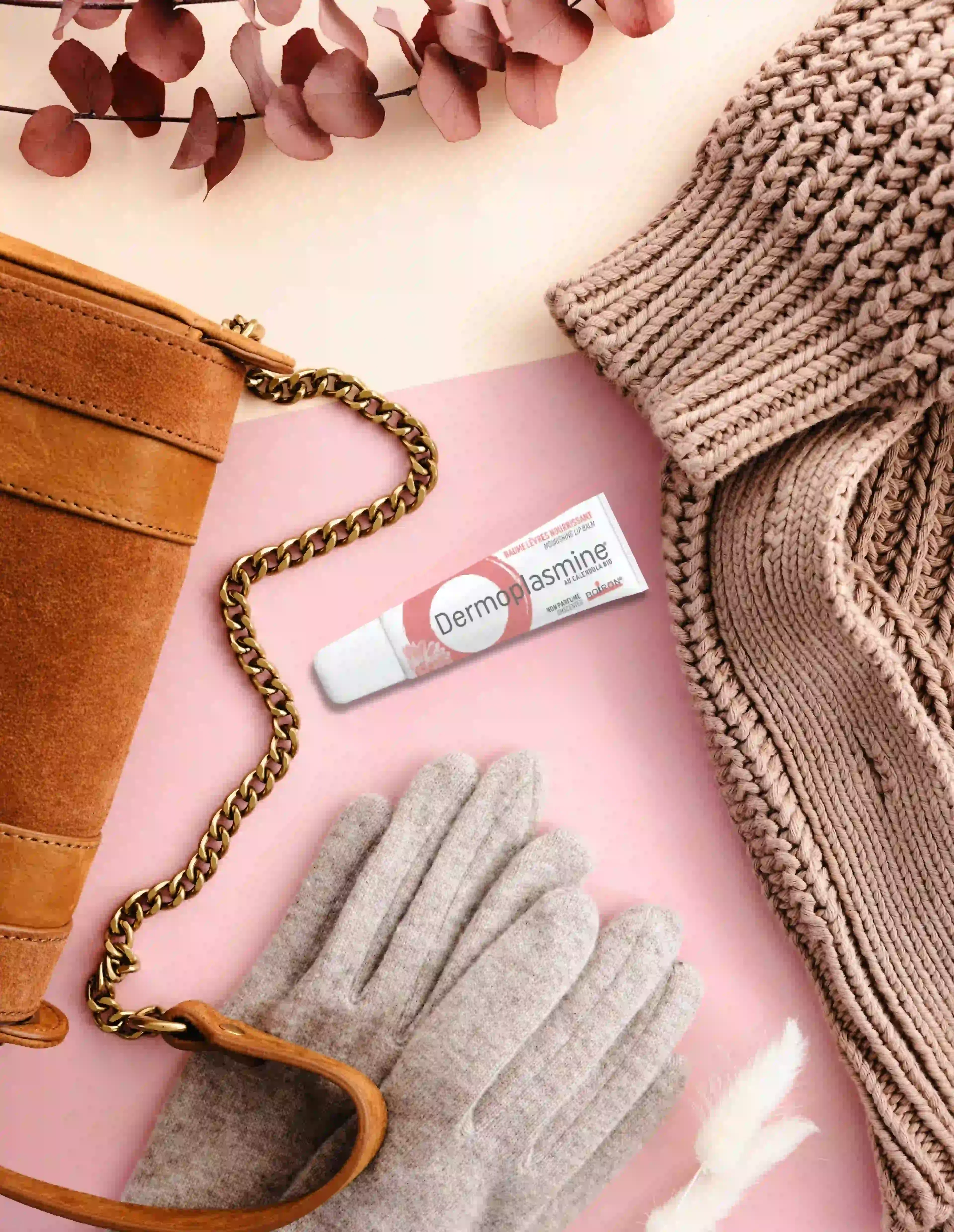 Dermoplasmine Baume lèvres nourrissant décor avec sac
