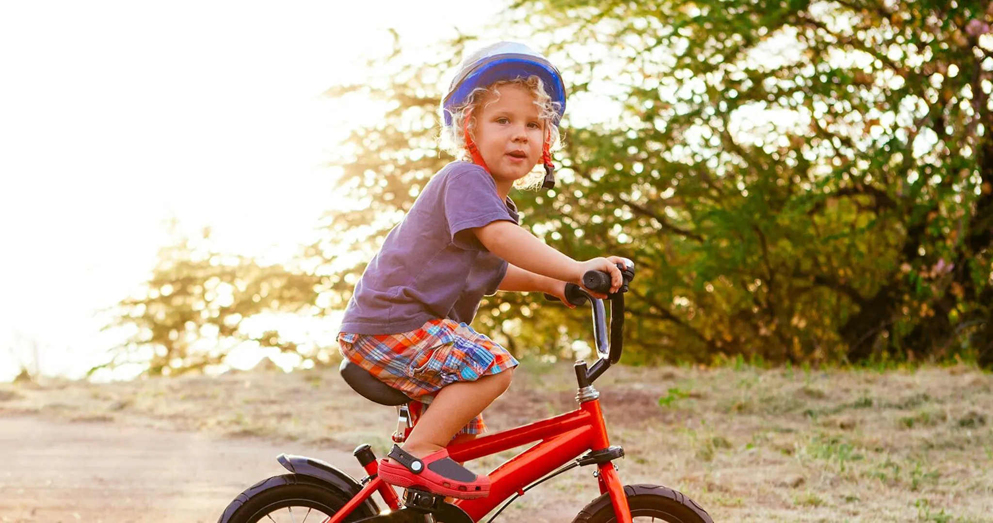 Comment préparer son enfant à partir en vacances sans stress ? | Boiron