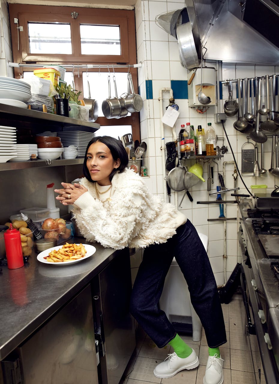 shooting mint mode Mina Soundiram