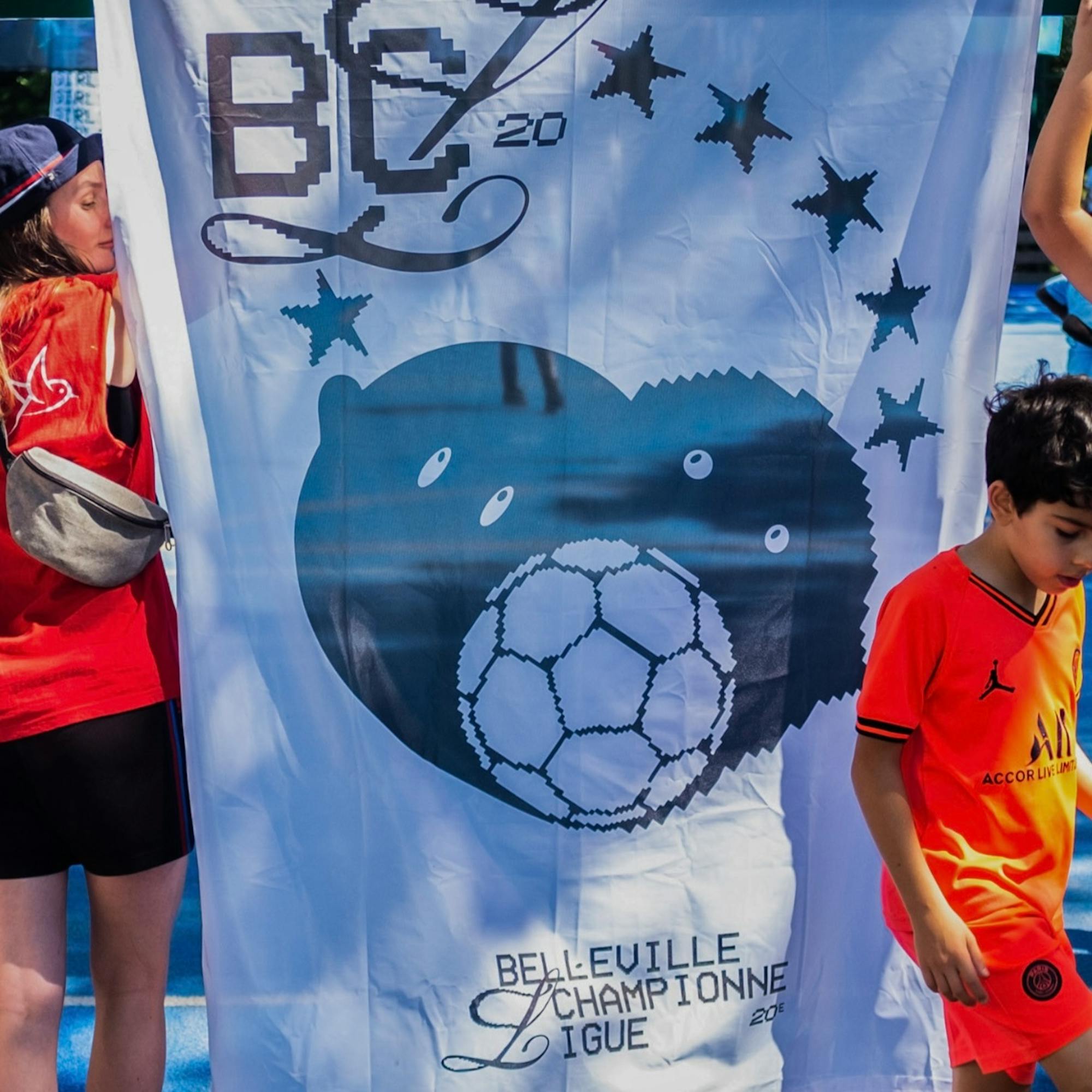 Drapeau Belleville Championne Ligue