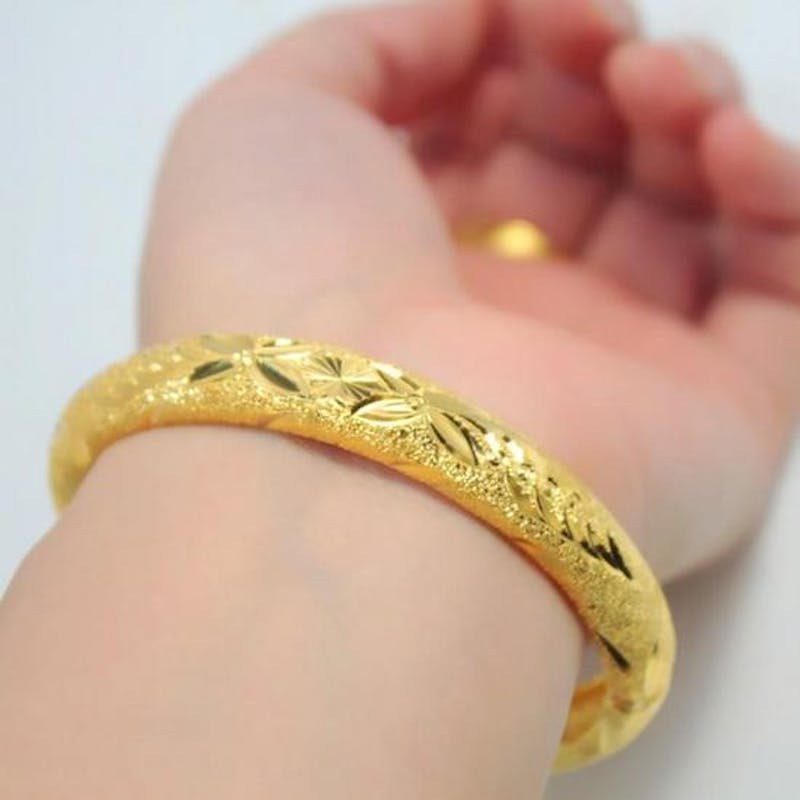 Bangle gold
