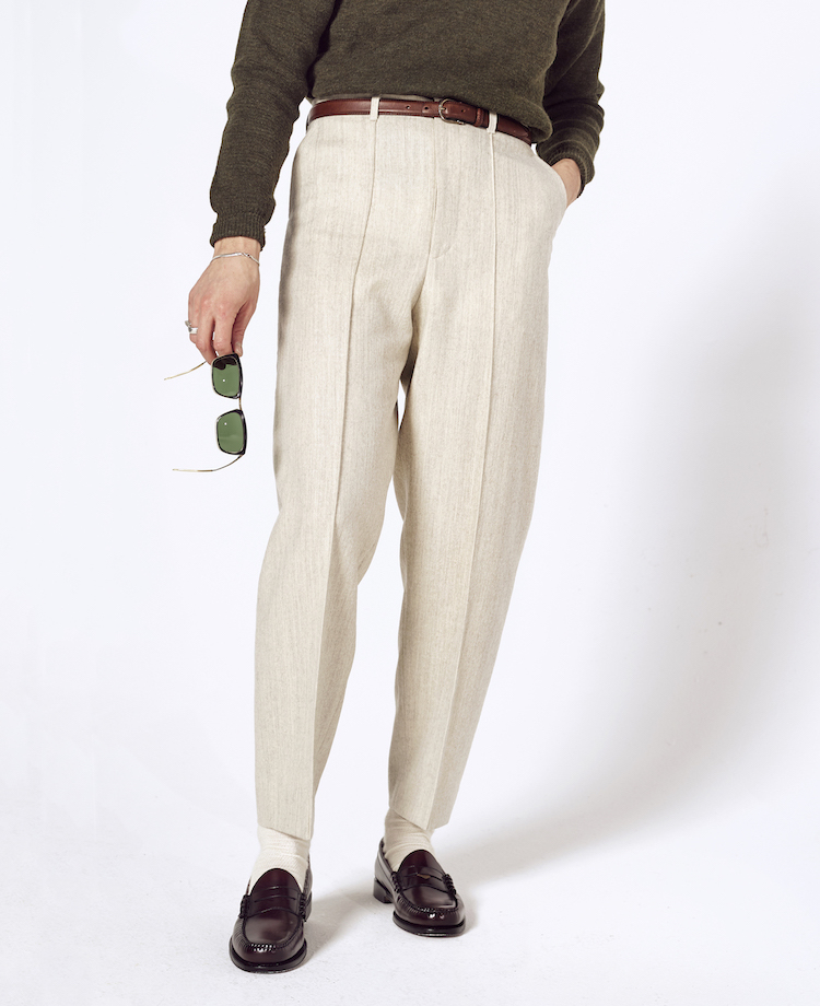 Pantalon Homme, à pinces, Coupe classique, résistance, fluidité et