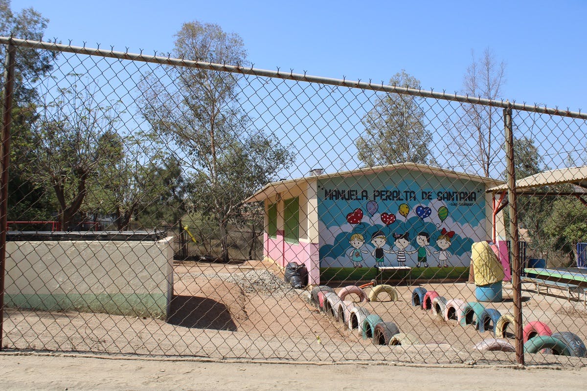 Jardin de Niños uno de los planteles que se ubican alrededor del basurero municipal