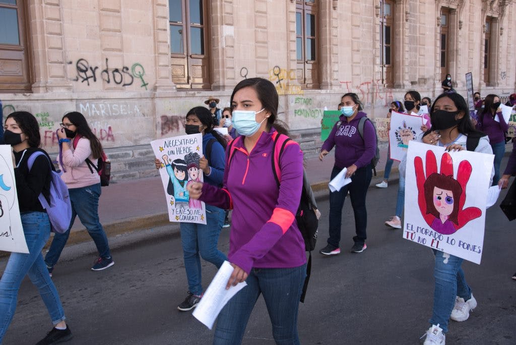 Marcha Chihuahua, violencia contra la mujer, 25 de noviembre