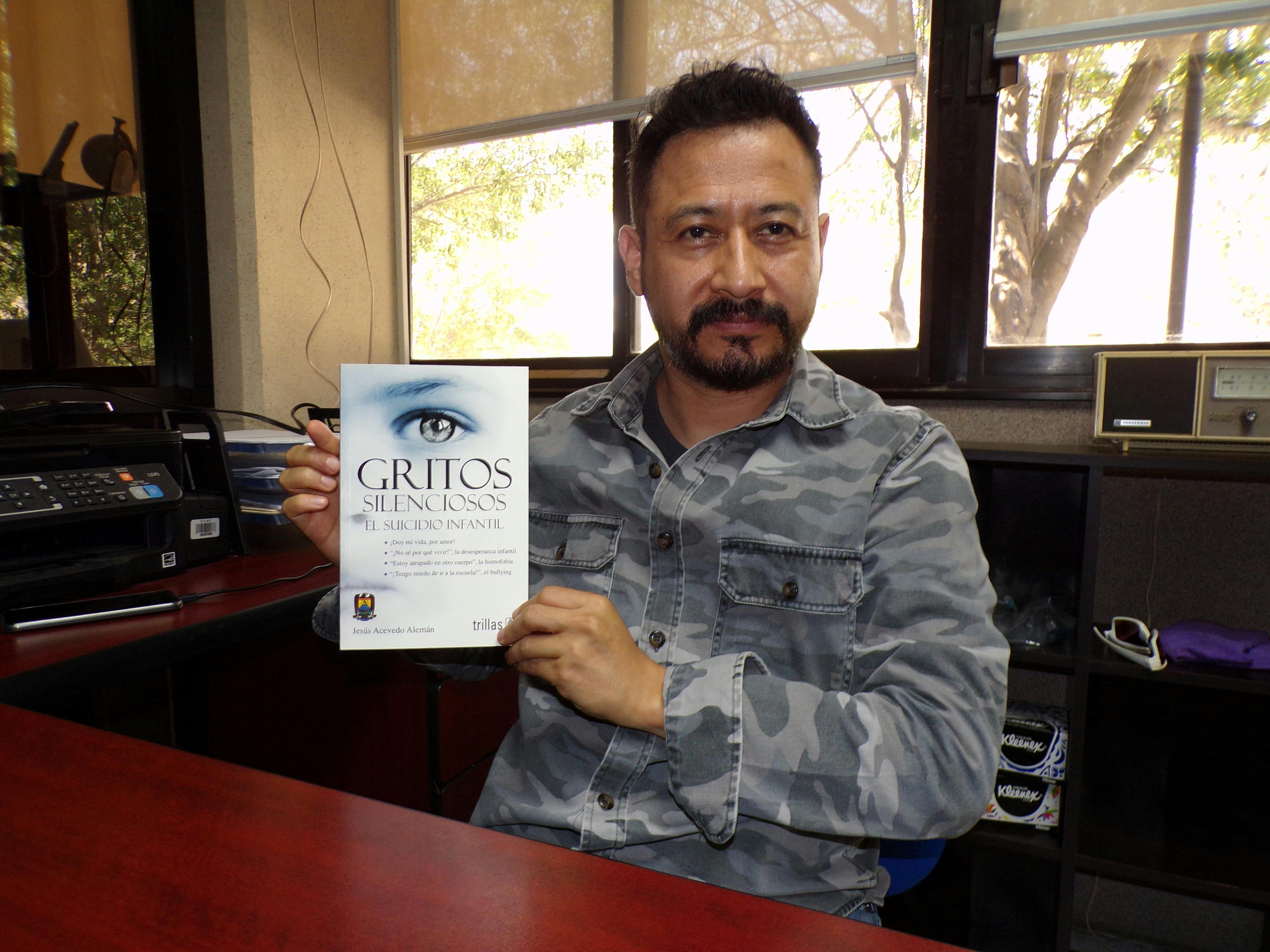 Jesús Acevedo Alemán, director de la facuad de Trabajo social de la UACH