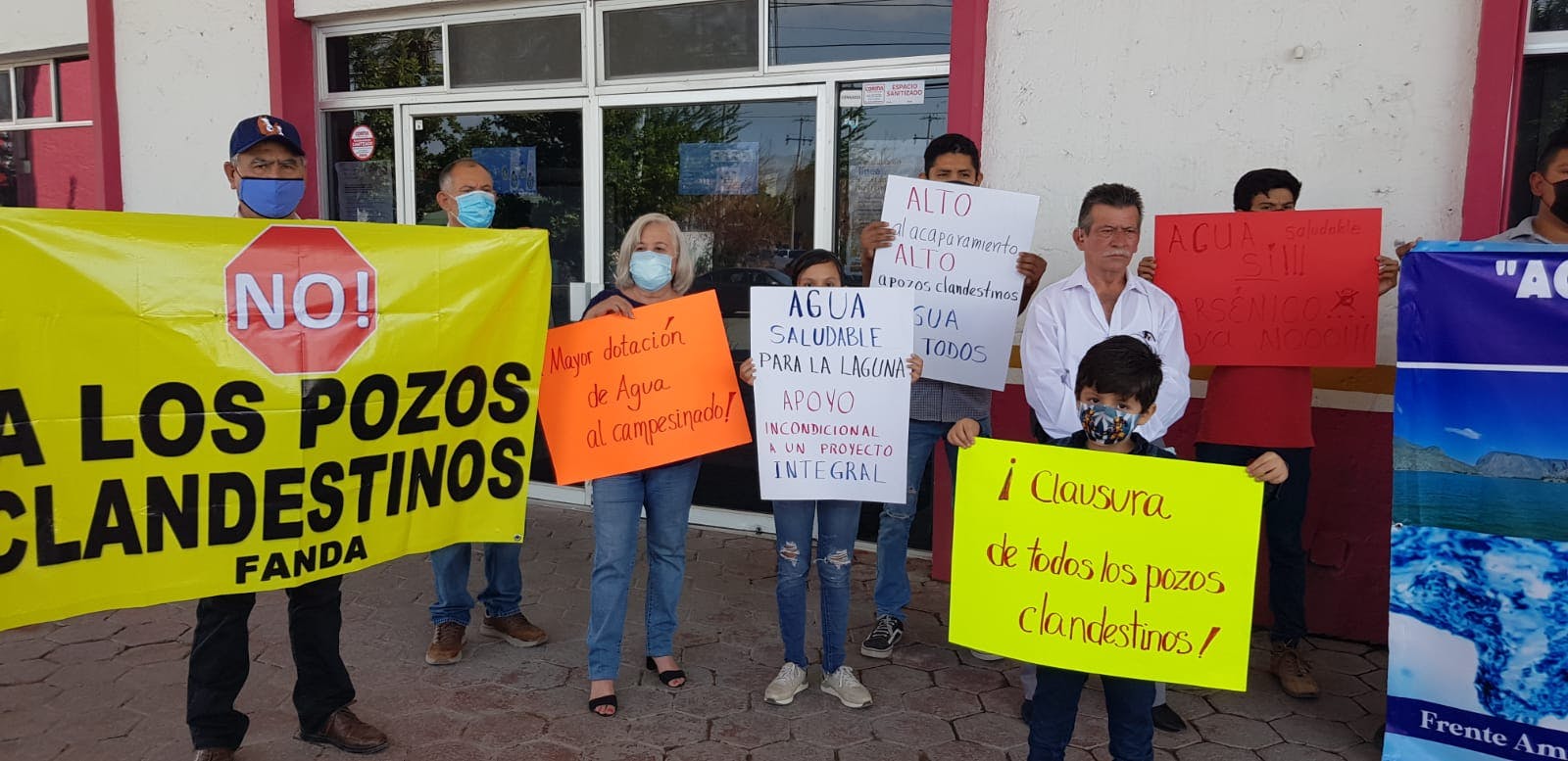 Activistas protestan por pozos clandestinos