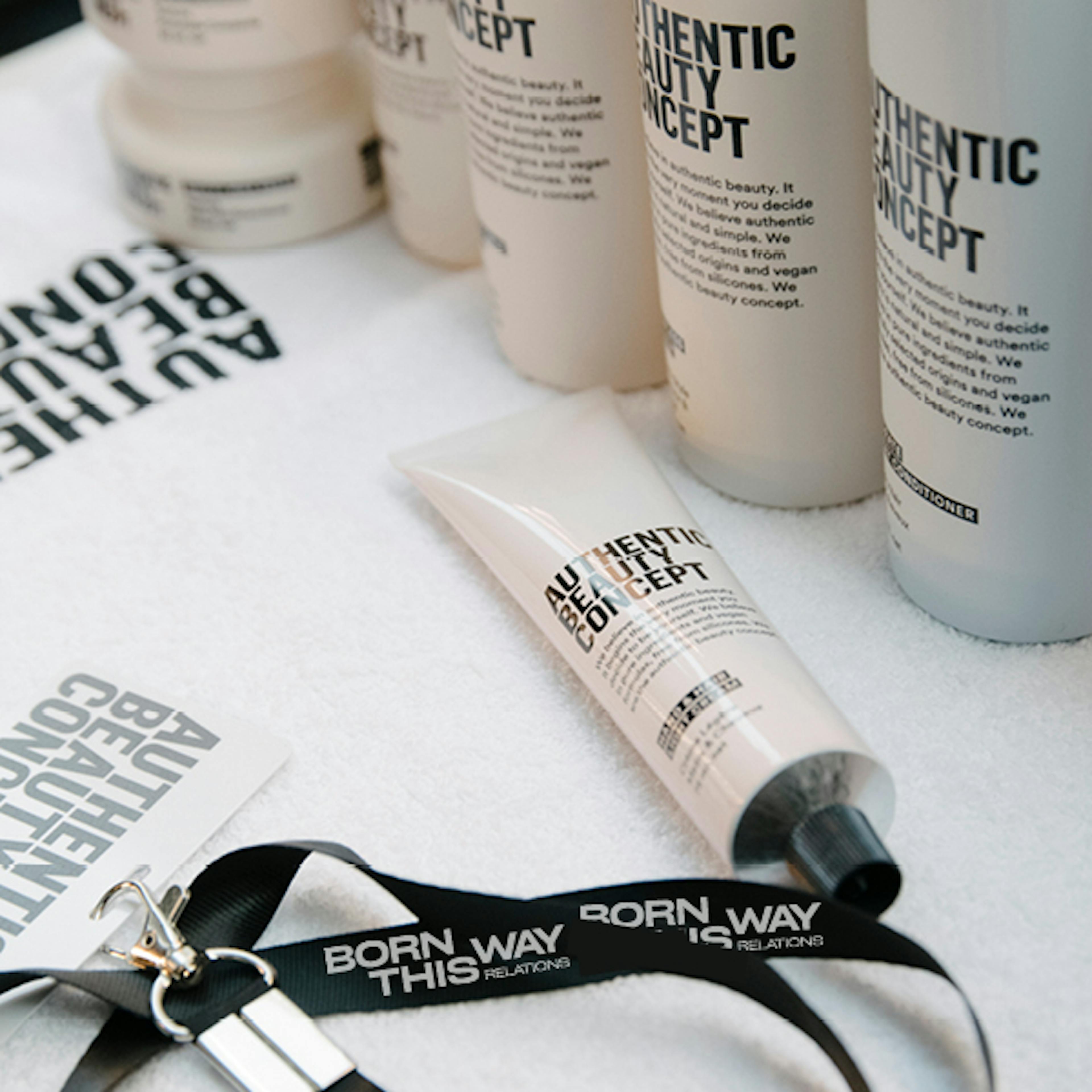 Paris Fashion Week – Backstage-Management von CHLOÉ x Authentic Beauty Concept durch Born This Way Relations.
