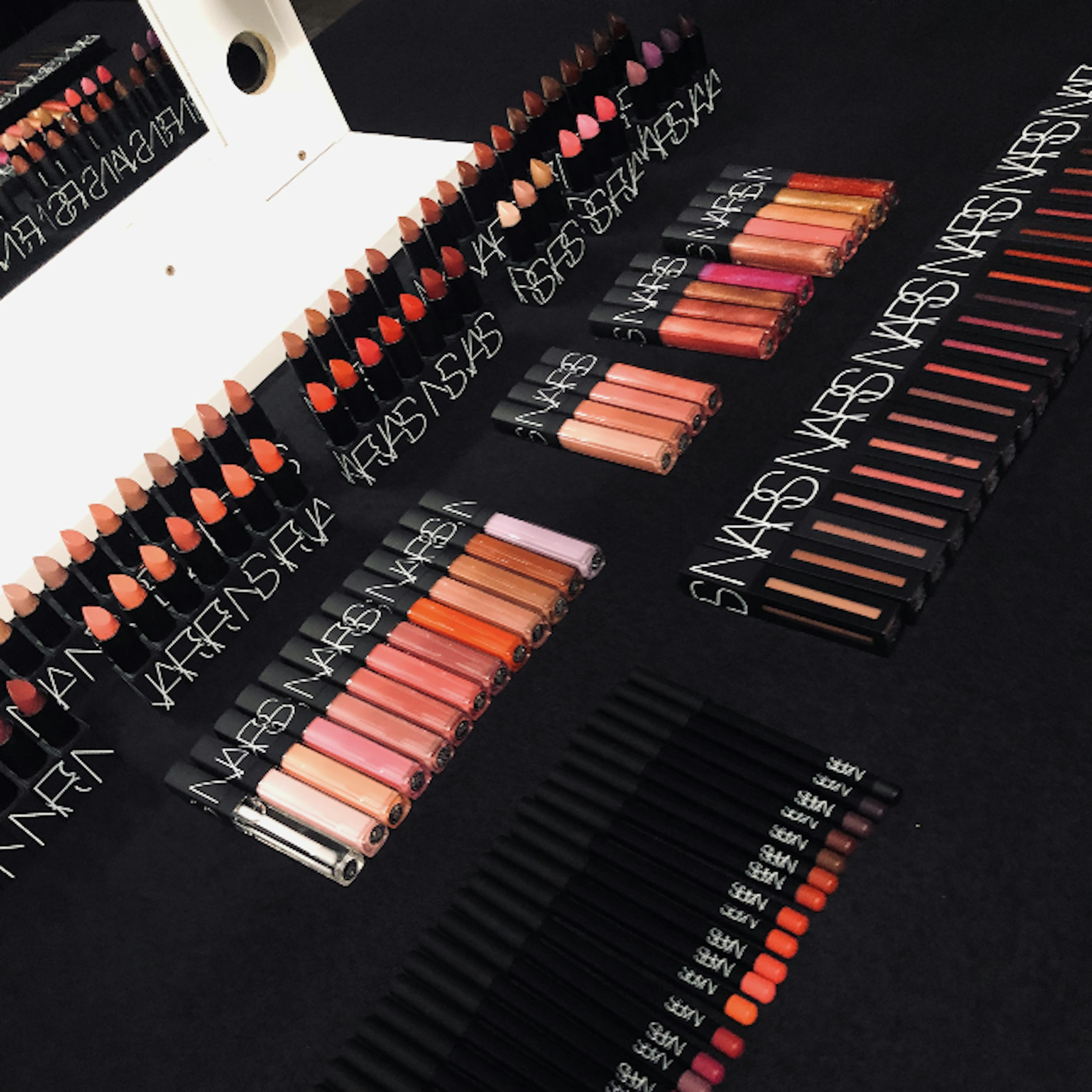 Mercedes-Benz x NARS - Beauty sponsorship for the SS20 runway looks at MBFW.