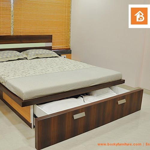 6030beb8 6400 4cca B049 1b5e8941fac2 Pull Out Drawer Bed 1 ?auto=compress,format&rect=241,0,562,562&w=500&h=500